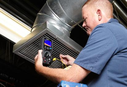 FLIR DM284 Digital Multimeter (DMM) with IGM Thermal Camera.